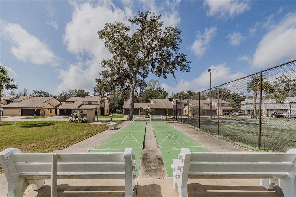 На продажу: $269,500 (2 спален, 2 ванн, 1706 Квадратных фут)