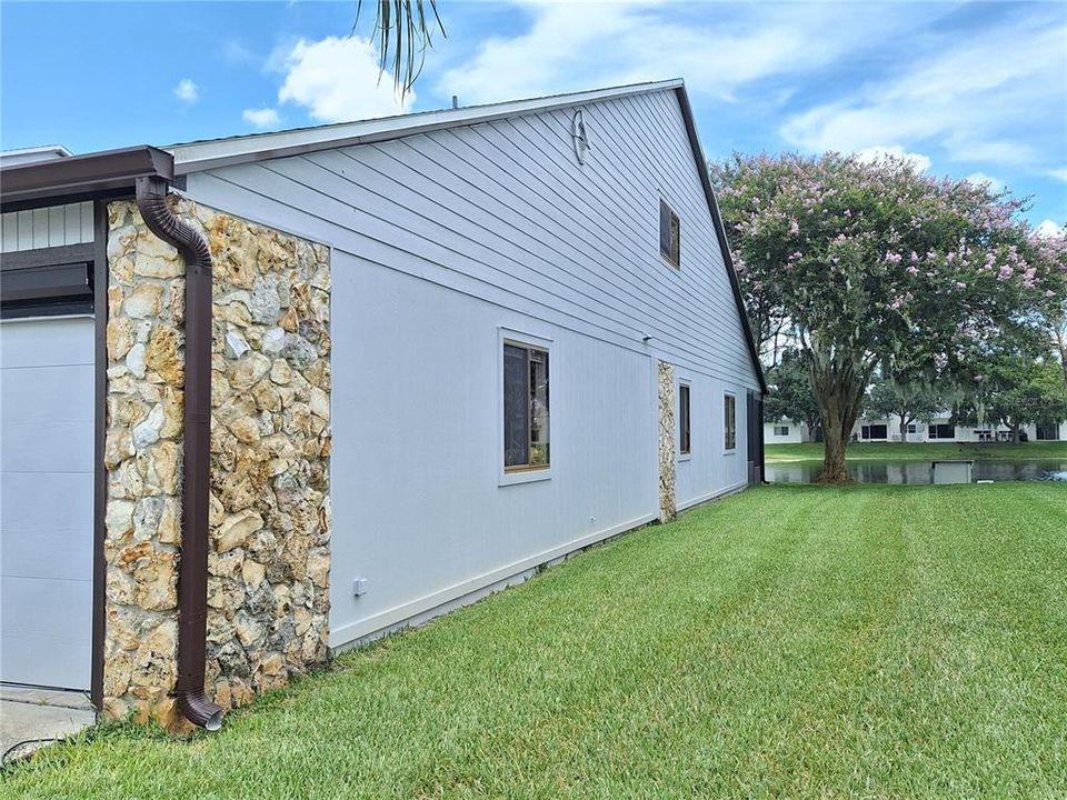 На продажу: $269,500 (2 спален, 2 ванн, 1706 Квадратных фут)