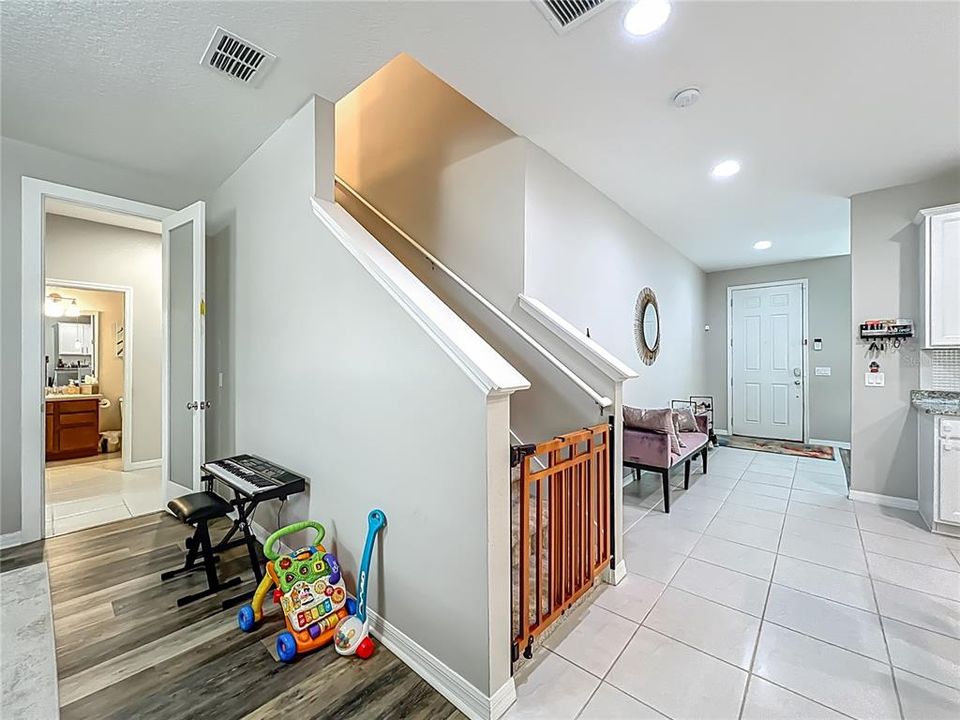 For Sale: $524,900 (5 beds, 3 baths, 2636 Square Feet)