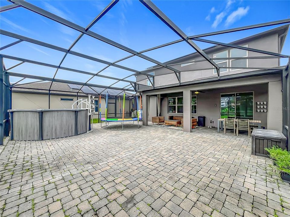 For Sale: $524,900 (5 beds, 3 baths, 2636 Square Feet)