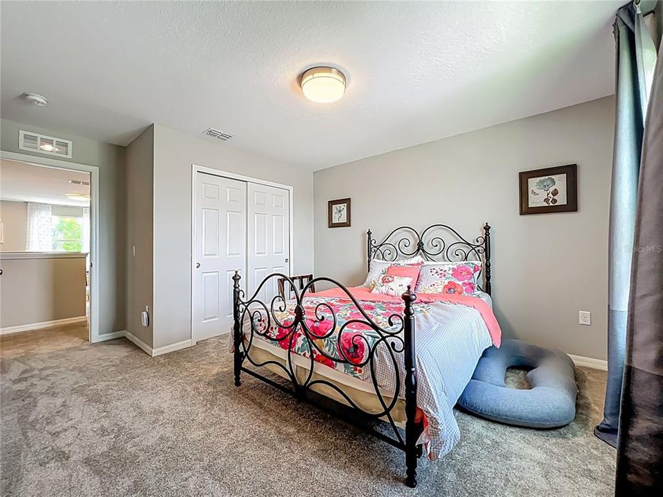 For Sale: $524,900 (5 beds, 3 baths, 2636 Square Feet)