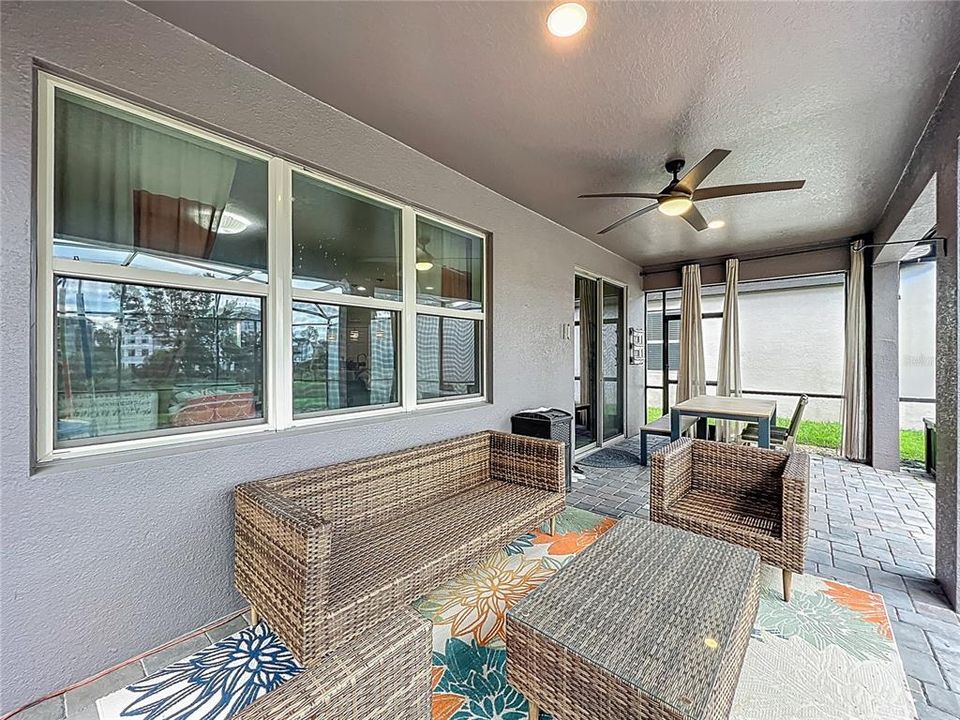 For Sale: $524,900 (5 beds, 3 baths, 2636 Square Feet)