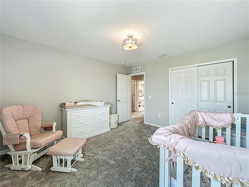 For Sale: $524,900 (5 beds, 3 baths, 2636 Square Feet)