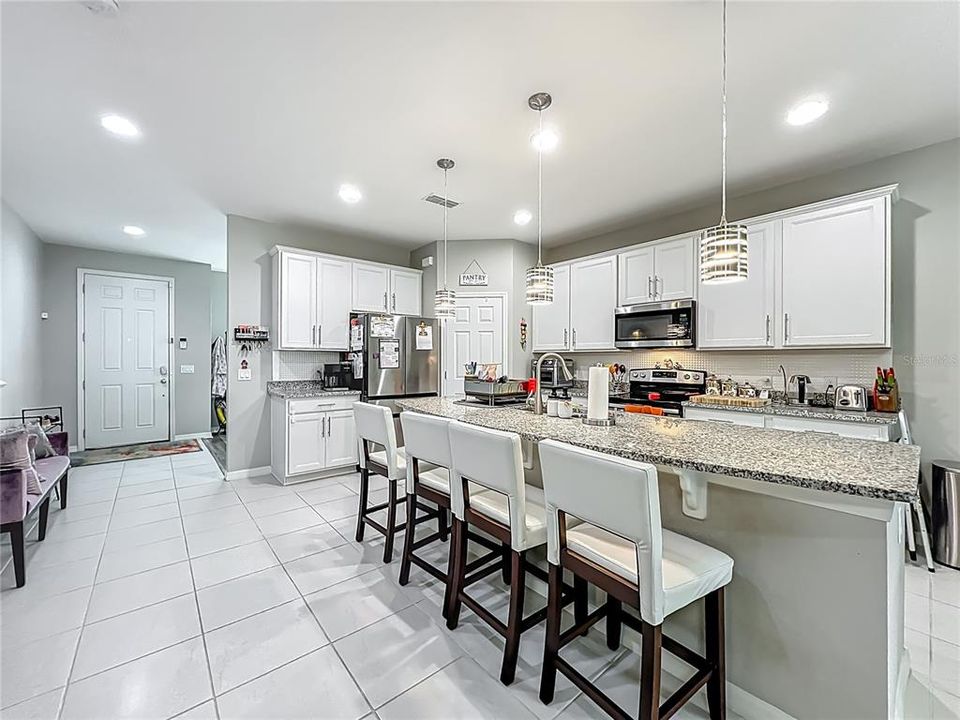 For Sale: $524,900 (5 beds, 3 baths, 2636 Square Feet)