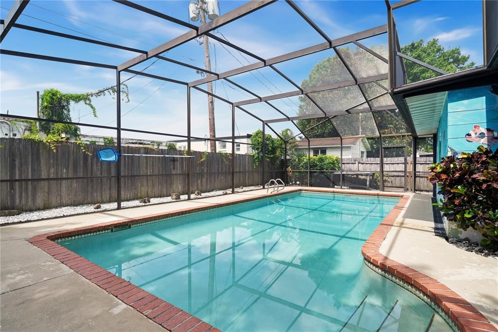 For Sale: $375,000 (3 beds, 1 baths, 1509 Square Feet)