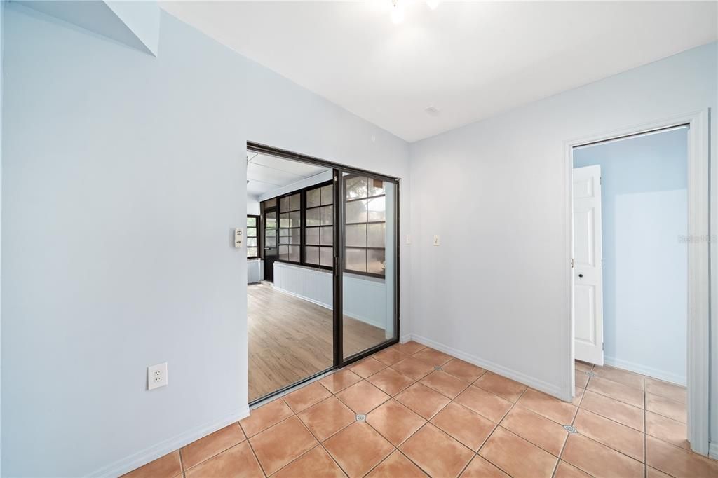 For Sale: $375,000 (3 beds, 1 baths, 1509 Square Feet)