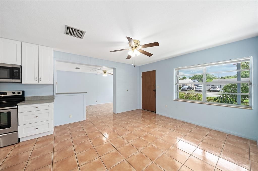 For Sale: $375,000 (3 beds, 1 baths, 1509 Square Feet)