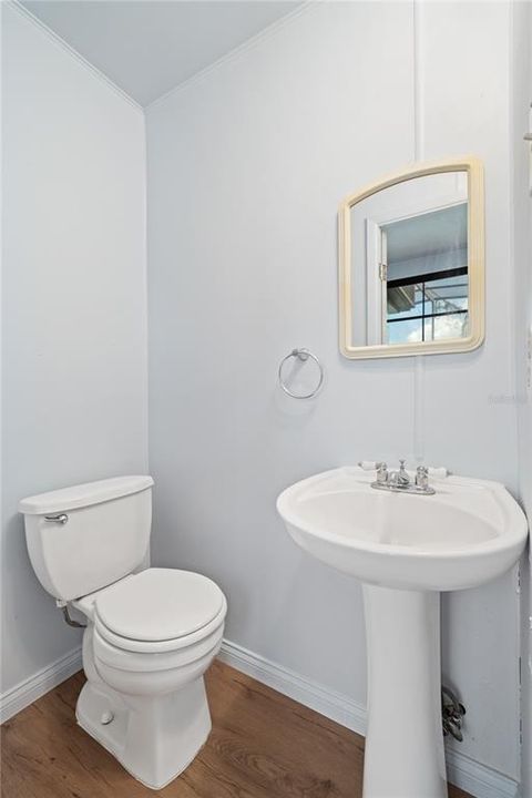 For Sale: $375,000 (3 beds, 1 baths, 1509 Square Feet)