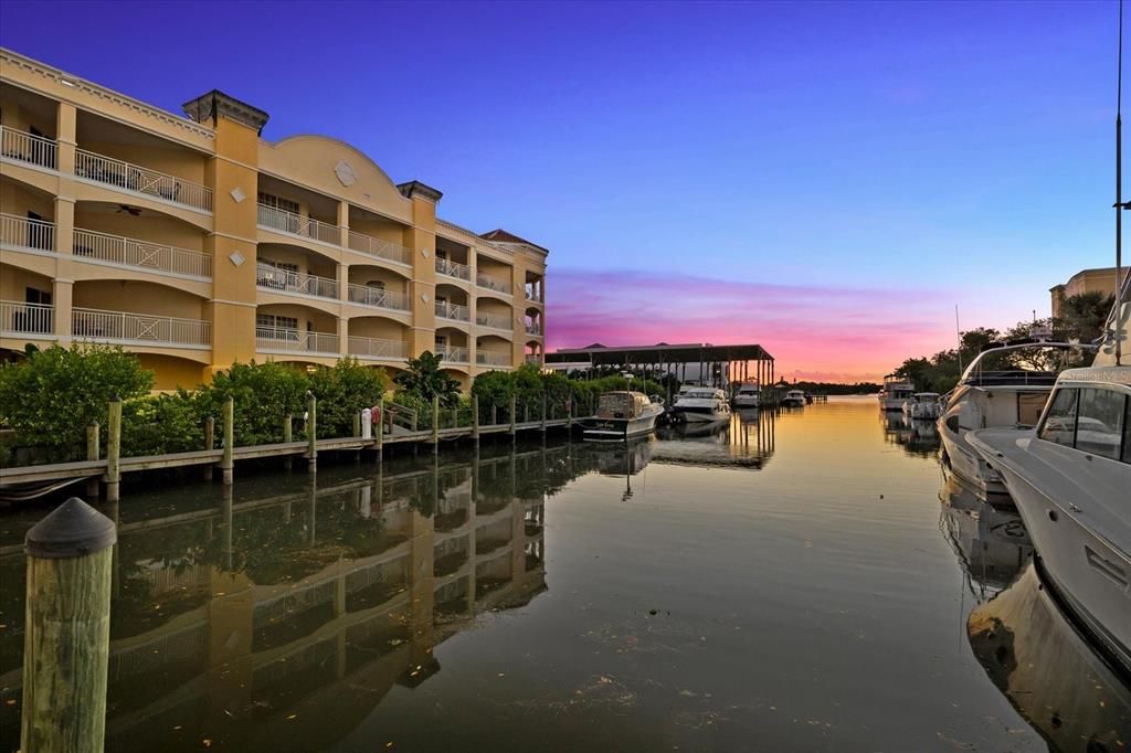 待售: $750,000 (3 贝兹, 2 浴室, 1799 平方英尺)