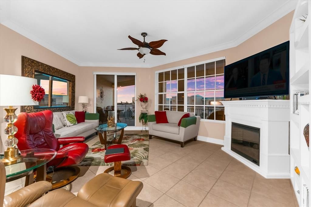 待售: $750,000 (3 贝兹, 2 浴室, 1799 平方英尺)