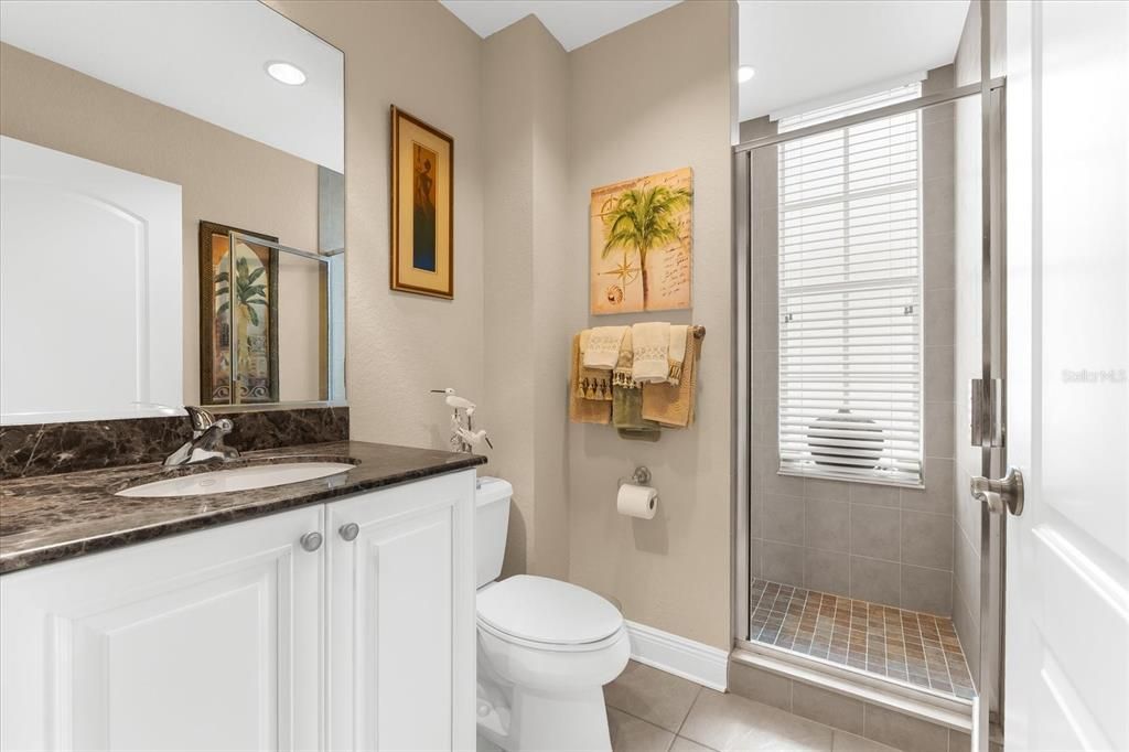 待售: $750,000 (3 贝兹, 2 浴室, 1799 平方英尺)