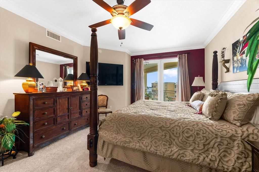 待售: $750,000 (3 贝兹, 2 浴室, 1799 平方英尺)