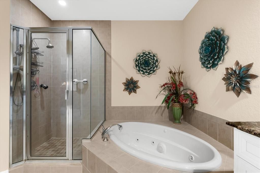 待售: $750,000 (3 贝兹, 2 浴室, 1799 平方英尺)