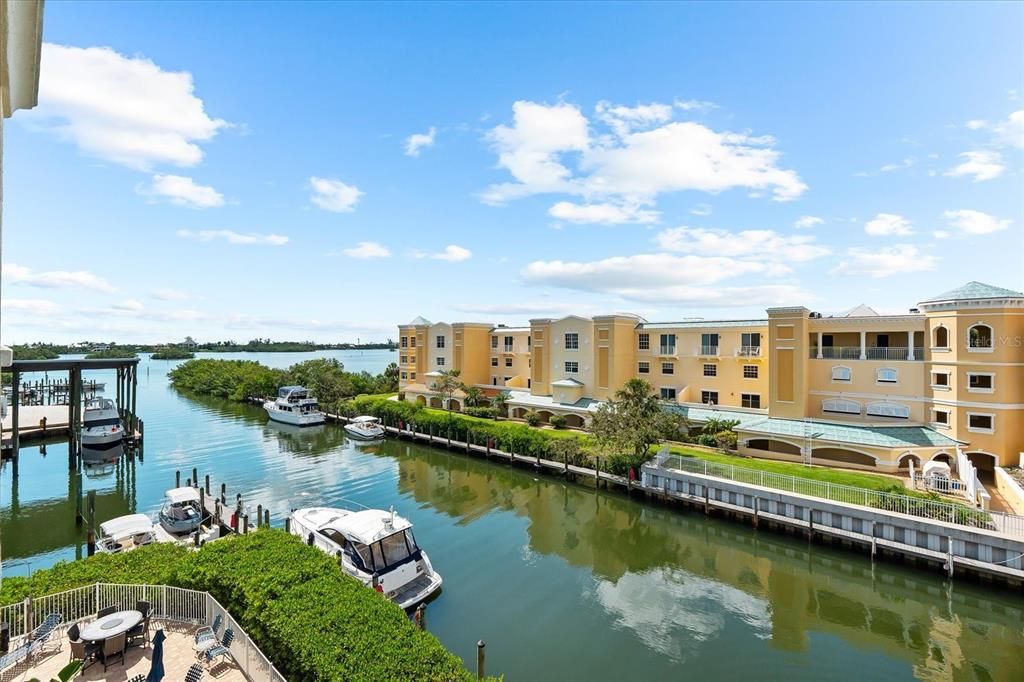 待售: $750,000 (3 贝兹, 2 浴室, 1799 平方英尺)