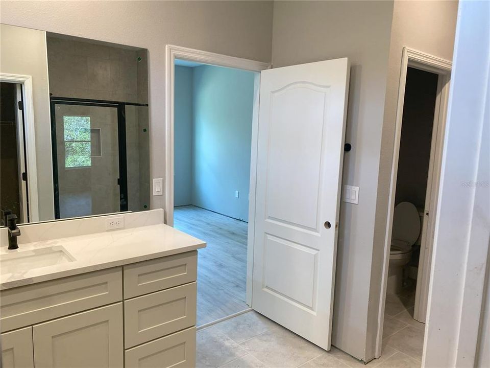 Active With Contract: $372,900 (4 beds, 3 baths, 2092 Square Feet)