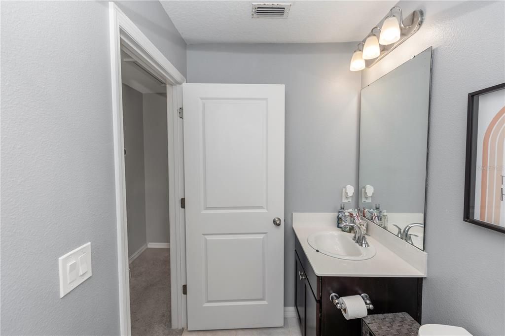 En Venta: $298,999 (3 camas, 2 baños, 1580 Pies cuadrados)