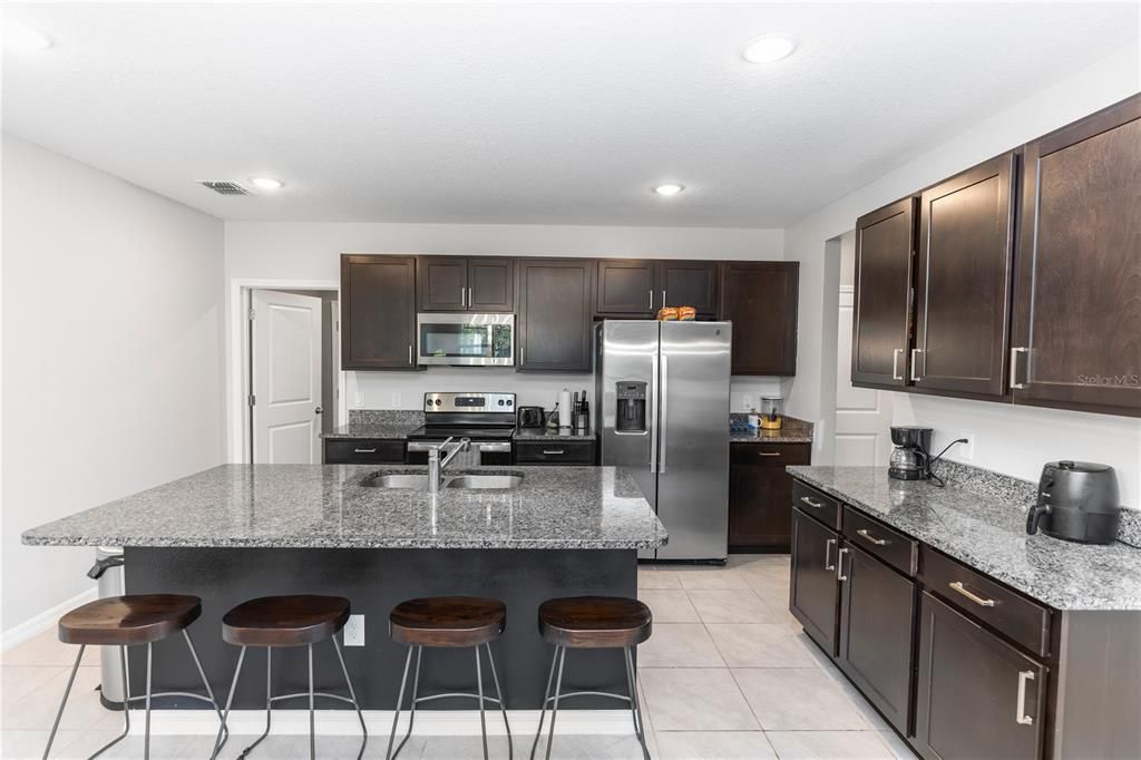 En Venta: $298,999 (3 camas, 2 baños, 1580 Pies cuadrados)