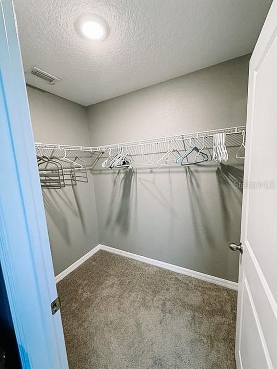 En Venta: $298,999 (3 camas, 2 baños, 1580 Pies cuadrados)