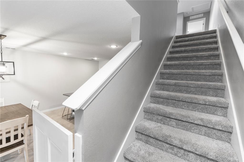 En Venta: $298,999 (3 camas, 2 baños, 1580 Pies cuadrados)