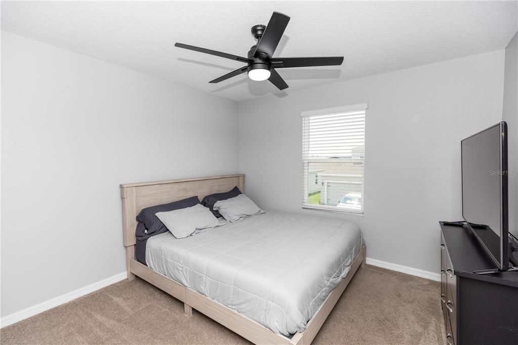 En Venta: $298,999 (3 camas, 2 baños, 1580 Pies cuadrados)