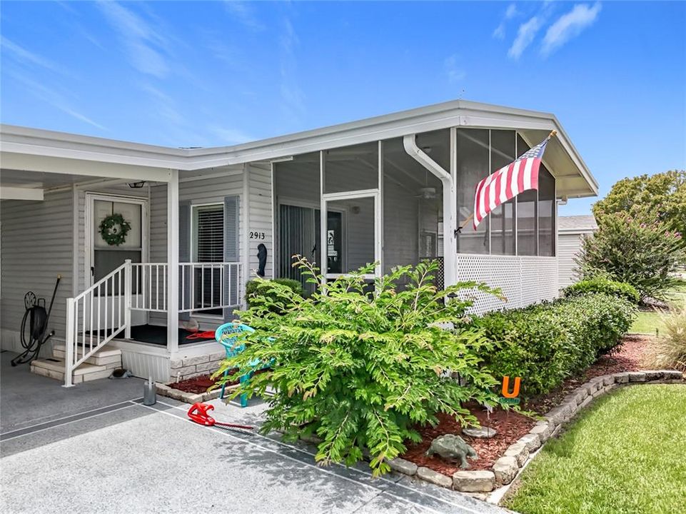 Active With Contract: $199,000 (2 beds, 2 baths, 1480 Square Feet)