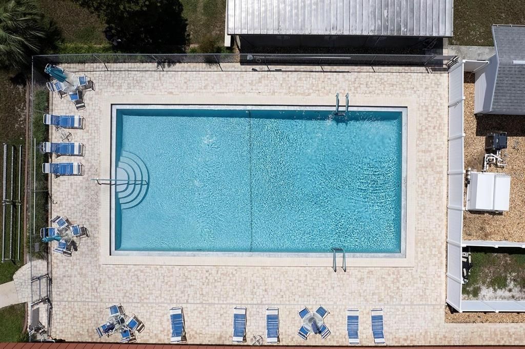 Active With Contract: $199,000 (2 beds, 2 baths, 1480 Square Feet)