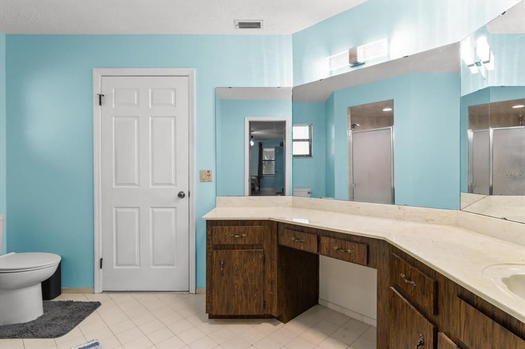 For Sale: $265,000 (3 beds, 2 baths, 1514 Square Feet)