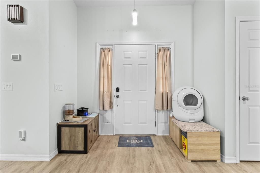 For Sale: $265,000 (3 beds, 2 baths, 1514 Square Feet)