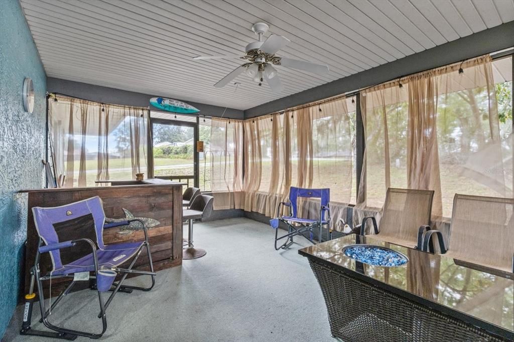 For Sale: $265,000 (3 beds, 2 baths, 1514 Square Feet)