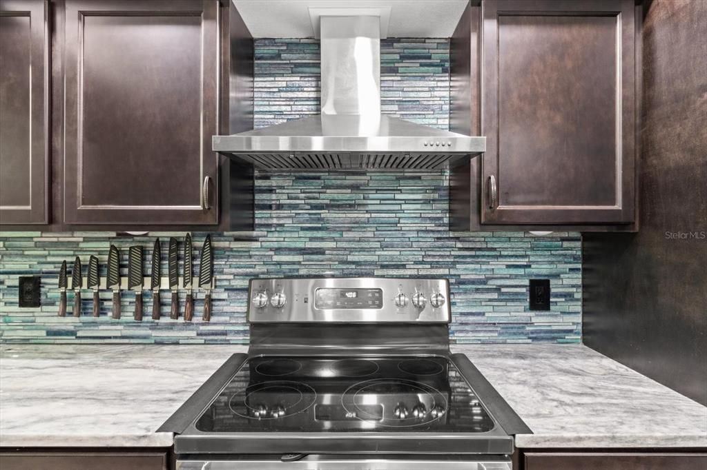 For Sale: $265,000 (3 beds, 2 baths, 1514 Square Feet)