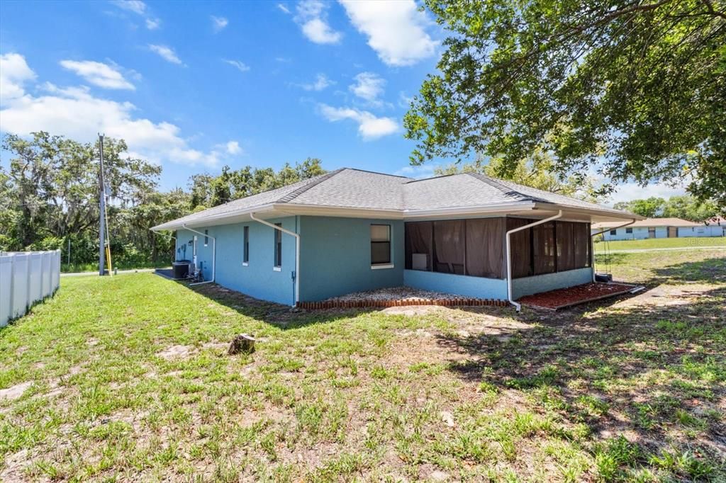 For Sale: $265,000 (3 beds, 2 baths, 1514 Square Feet)