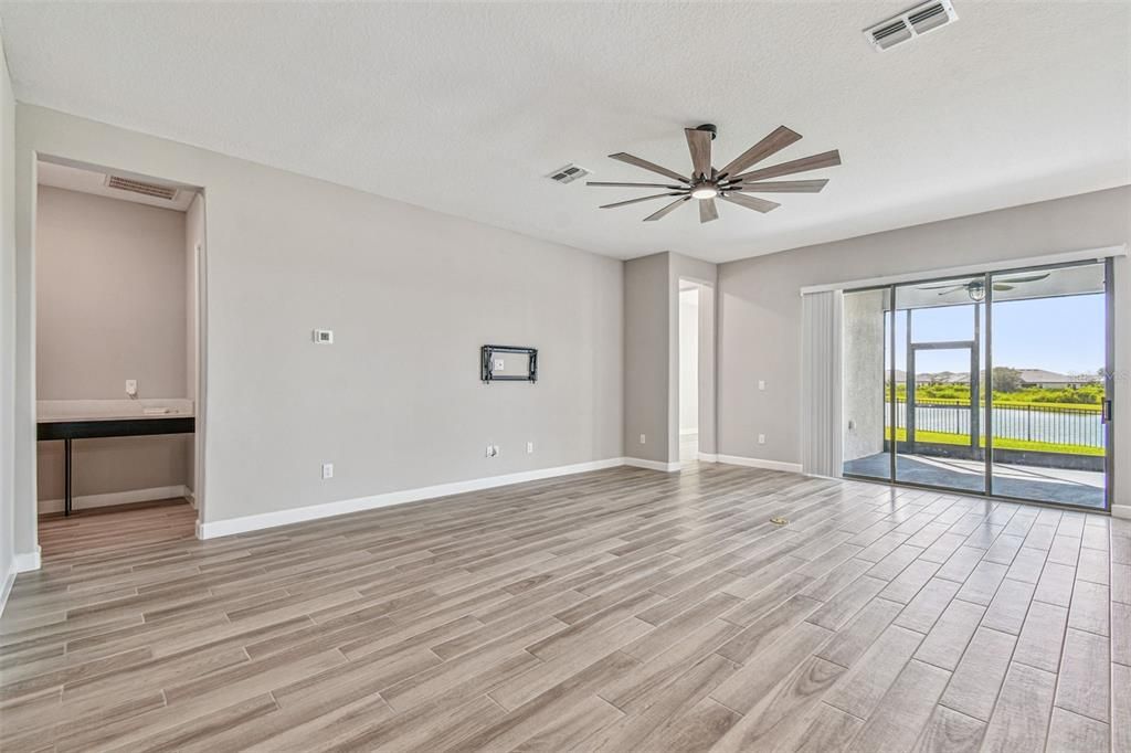 For Sale: $504,990 (3 beds, 2 baths, 2349 Square Feet)