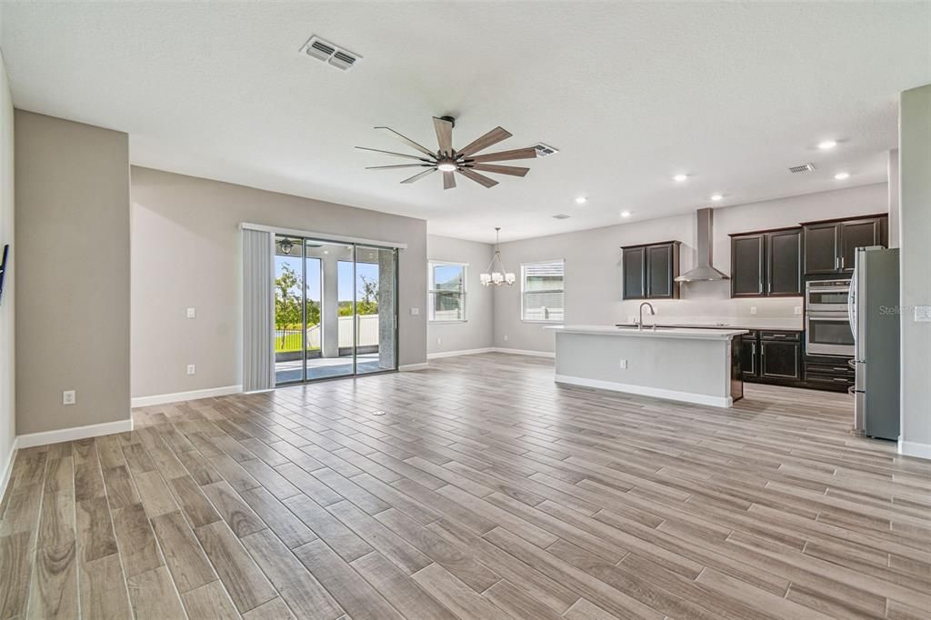 For Sale: $504,990 (3 beds, 2 baths, 2349 Square Feet)