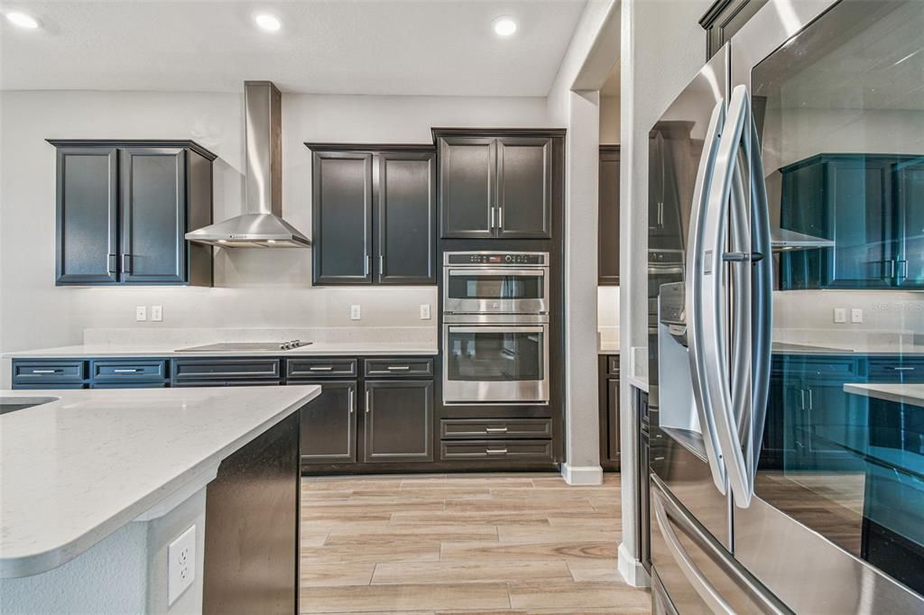 For Sale: $504,990 (3 beds, 2 baths, 2349 Square Feet)