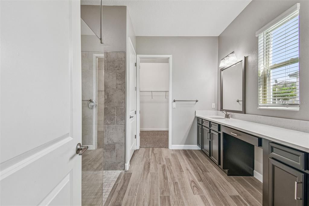 For Sale: $504,990 (3 beds, 2 baths, 2349 Square Feet)