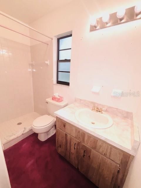 Activo con contrato: $259,900 (3 camas, 2 baños, 1647 Pies cuadrados)