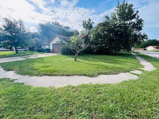 Activo con contrato: $259,900 (3 camas, 2 baños, 1647 Pies cuadrados)