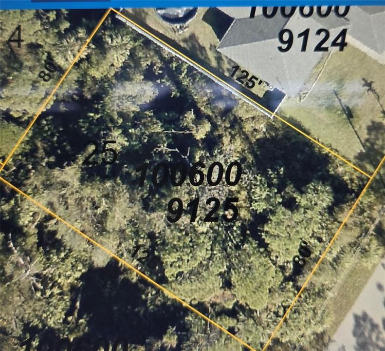 На продажу: $70,000 (0.23 acres)