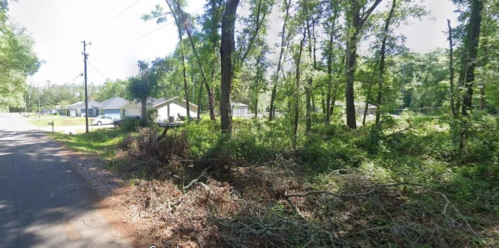 На продажу: $19,000 (0.26 acres)