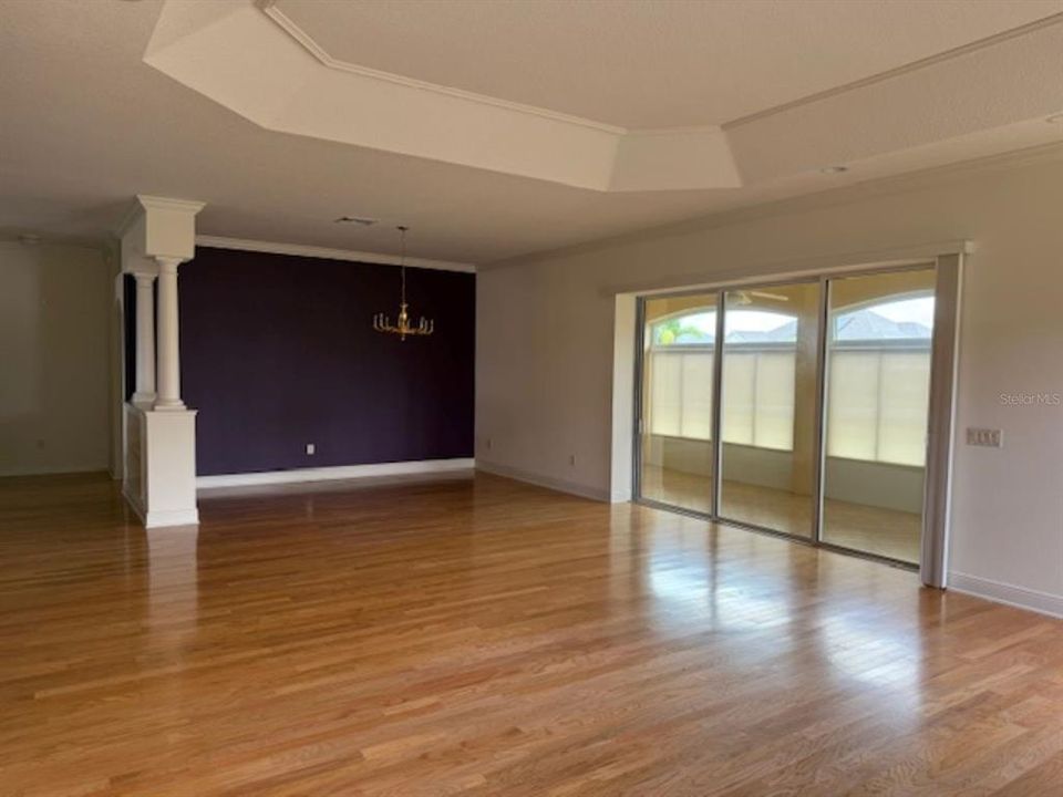 Active With Contract: $711,900 (2 beds, 2 baths, 2439 Square Feet)