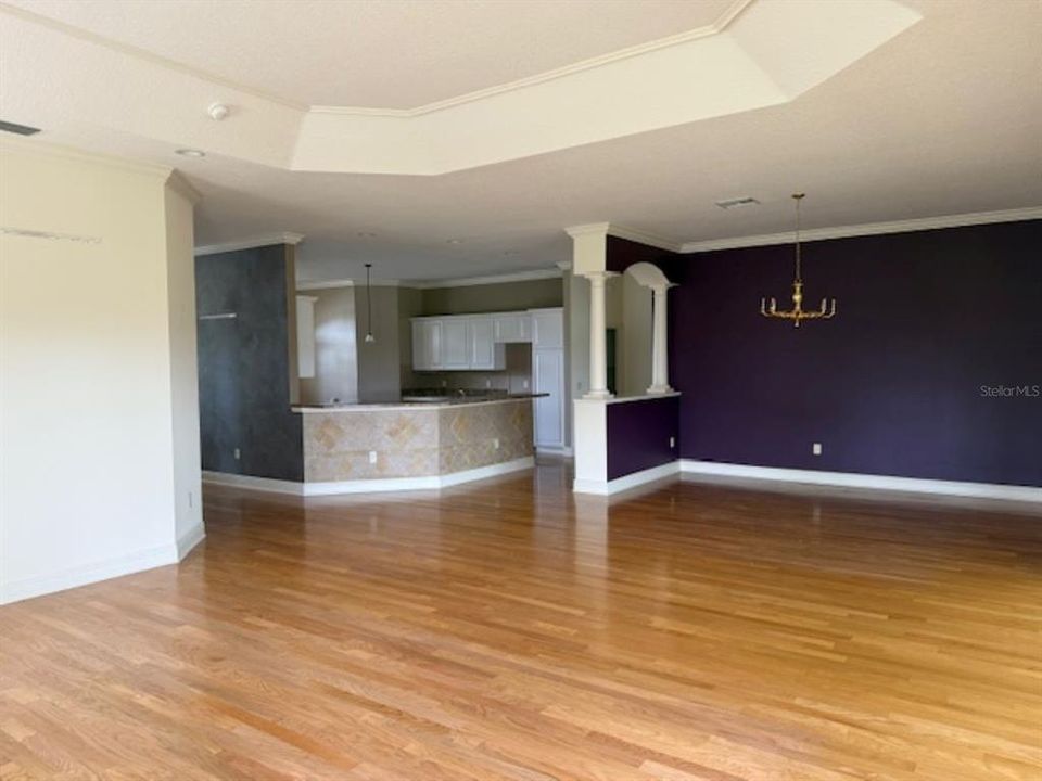 Active With Contract: $711,900 (2 beds, 2 baths, 2439 Square Feet)