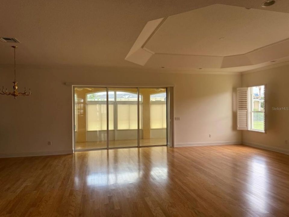 Active With Contract: $711,900 (2 beds, 2 baths, 2439 Square Feet)