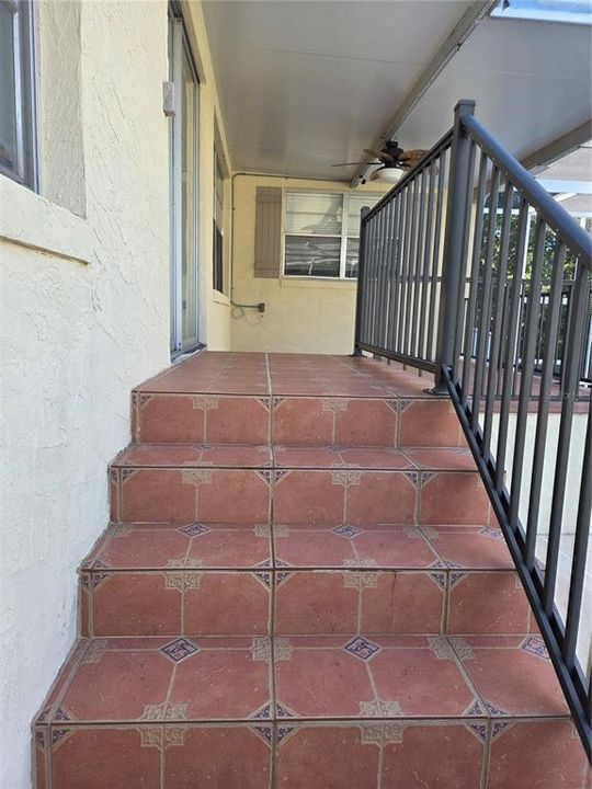 На продажу: $399,000 (4 спален, 2 ванн, 1738 Квадратных фут)