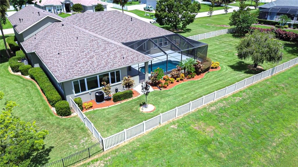 合同活跃: $849,000 (5 贝兹, 3 浴室, 4058 平方英尺)