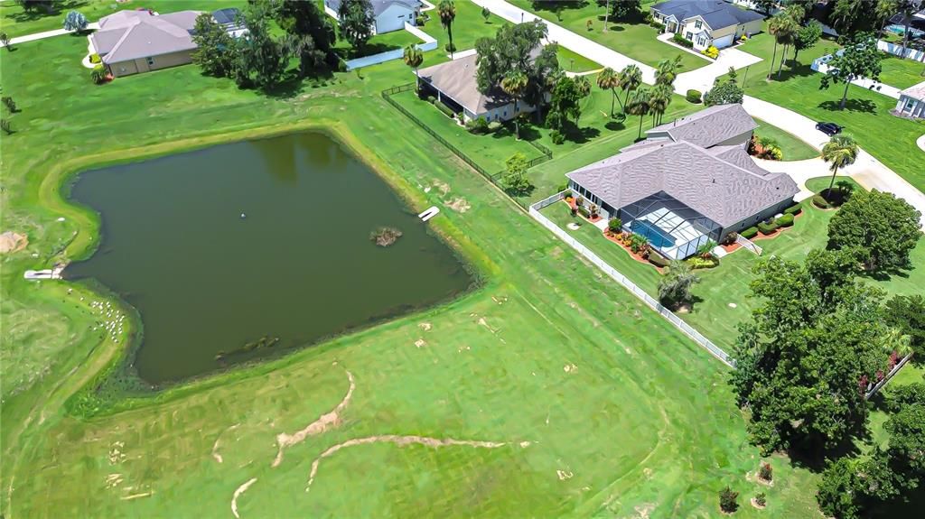 合同活跃: $849,000 (5 贝兹, 3 浴室, 4058 平方英尺)