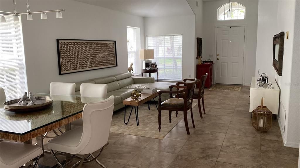 En Renta: $2,800 (3 camas, 2 baños, 1536 Pies cuadrados)