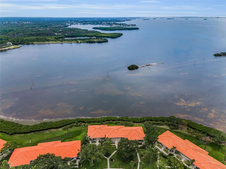 待售: $419,000 (2 贝兹, 2 浴室, 1065 平方英尺)