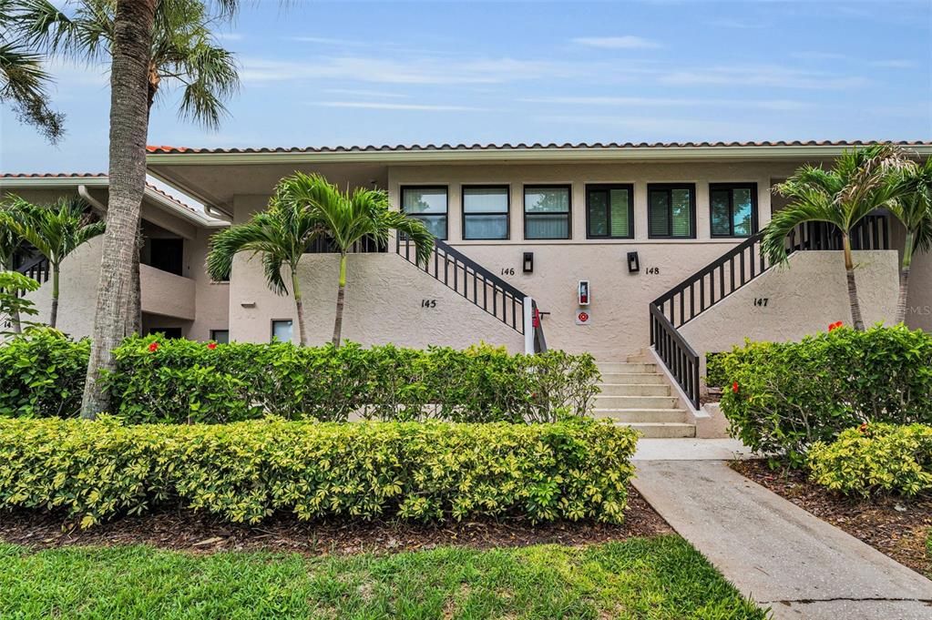 待售: $419,000 (2 贝兹, 2 浴室, 1065 平方英尺)