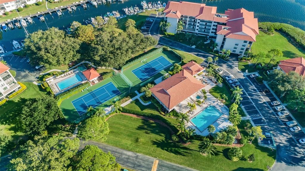 待售: $419,000 (2 贝兹, 2 浴室, 1065 平方英尺)