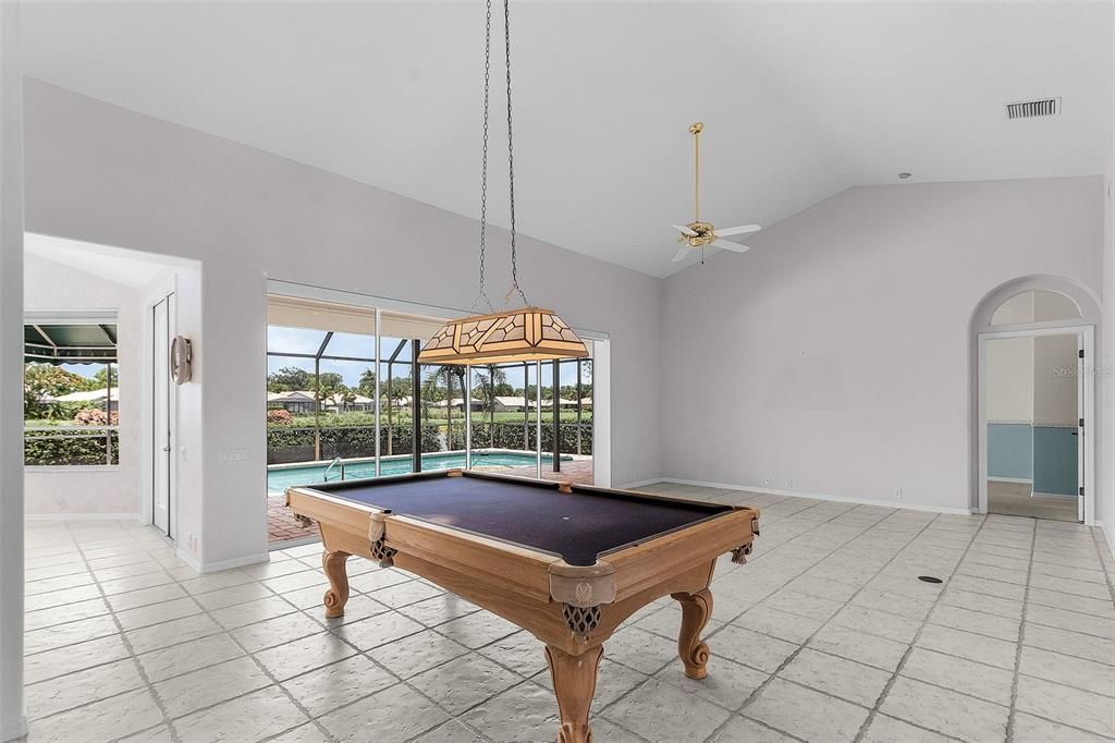 Active With Contract: $600,000 (2 beds, 2 baths, 2208 Square Feet)